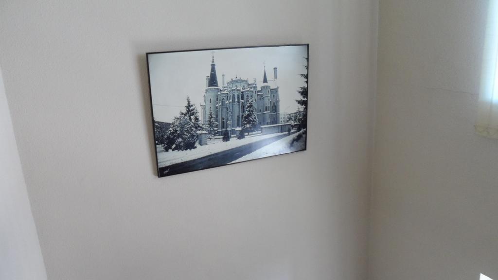 Hostal Coruna Astorga Eksteriør billede