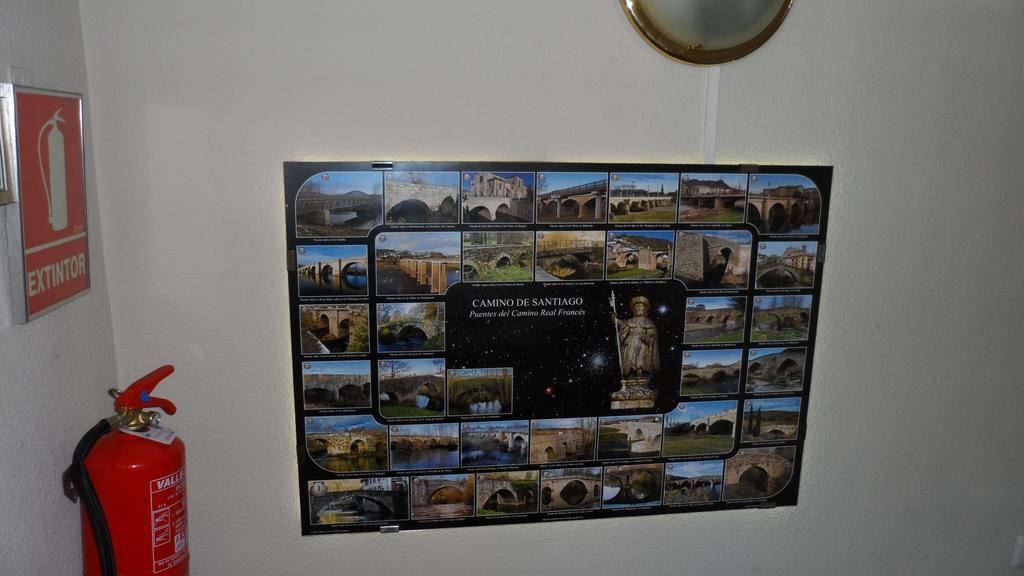 Hostal Coruna Astorga Eksteriør billede