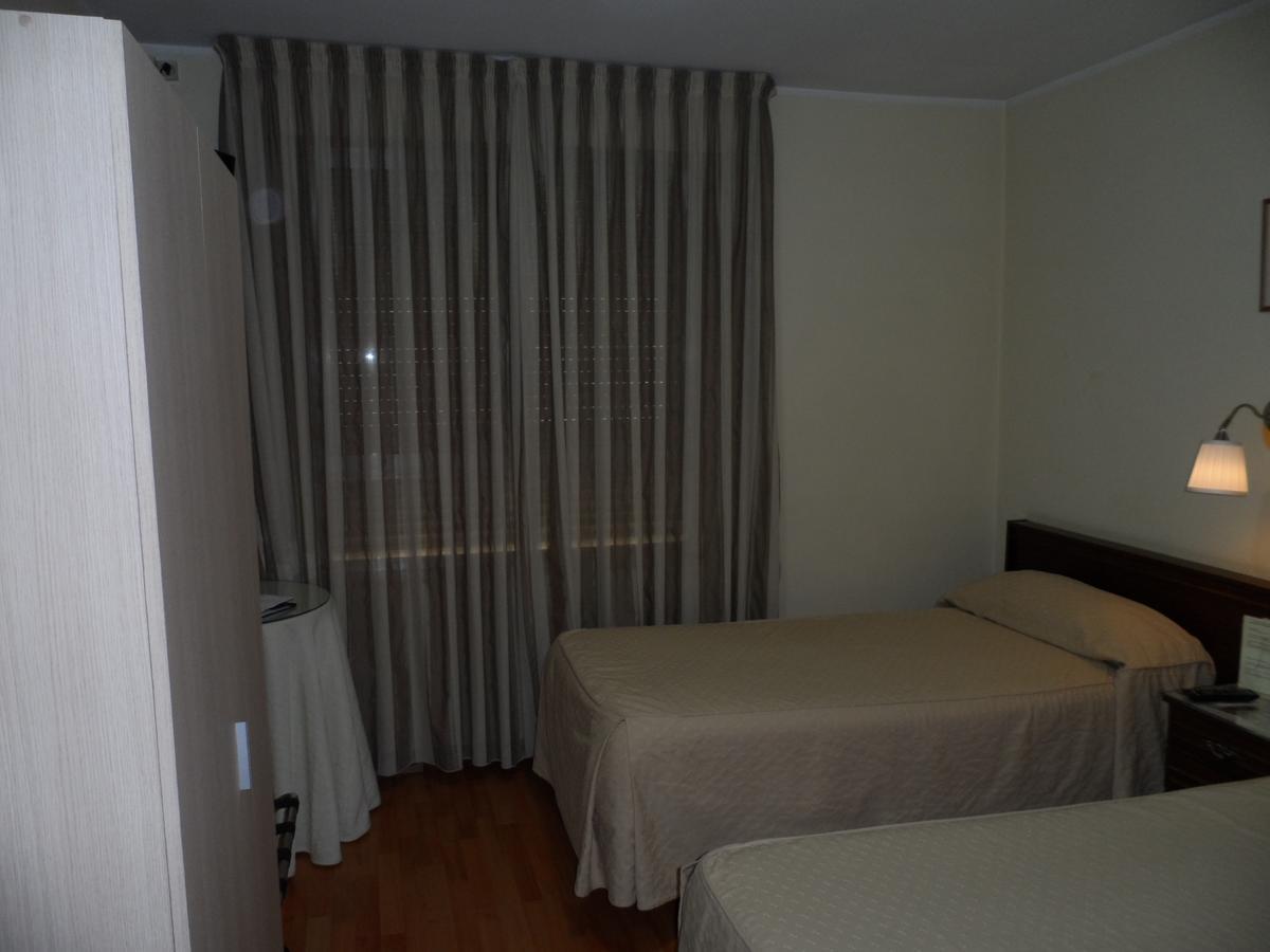 Hostal Coruna Astorga Eksteriør billede