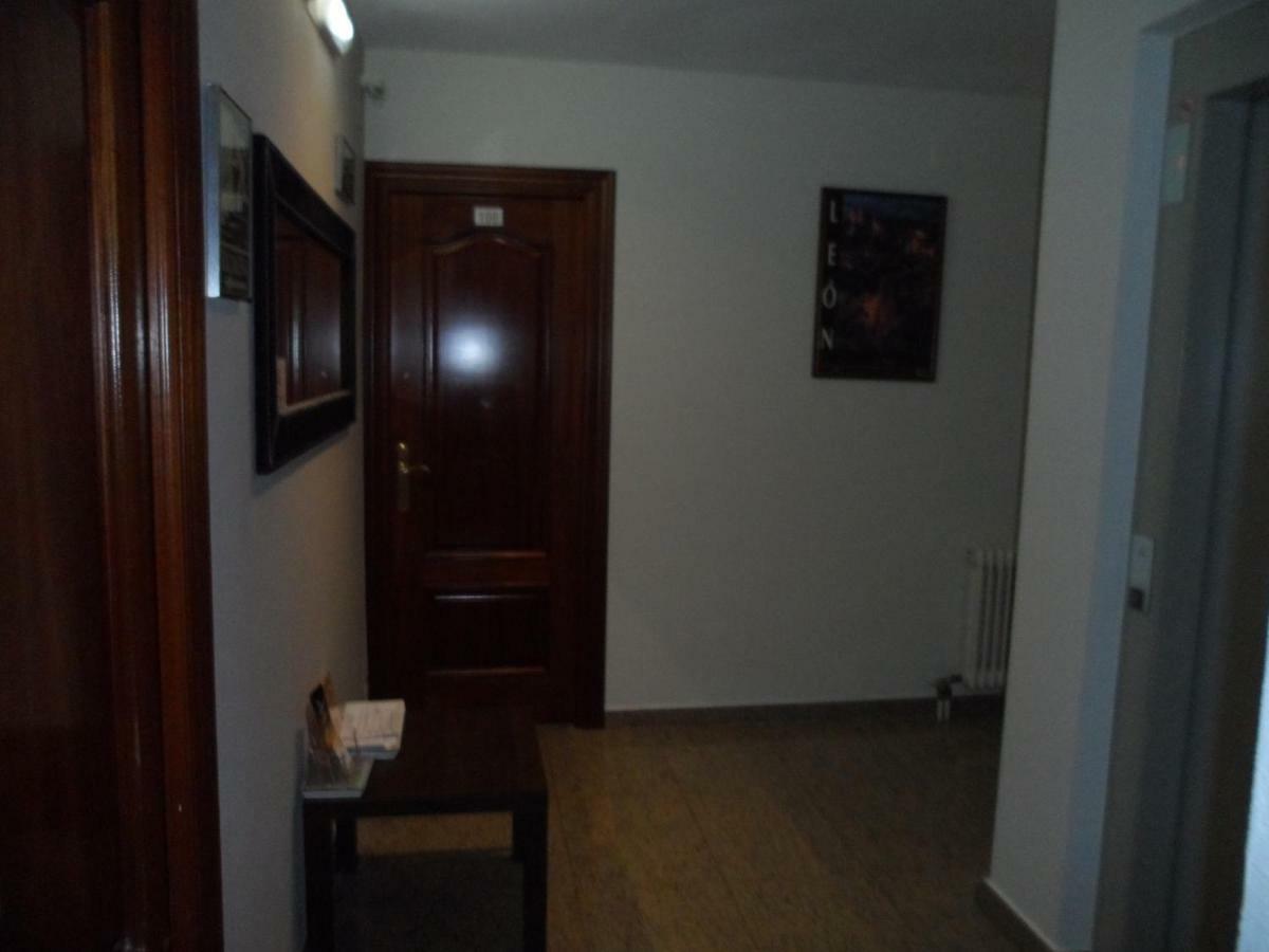 Hostal Coruna Astorga Eksteriør billede