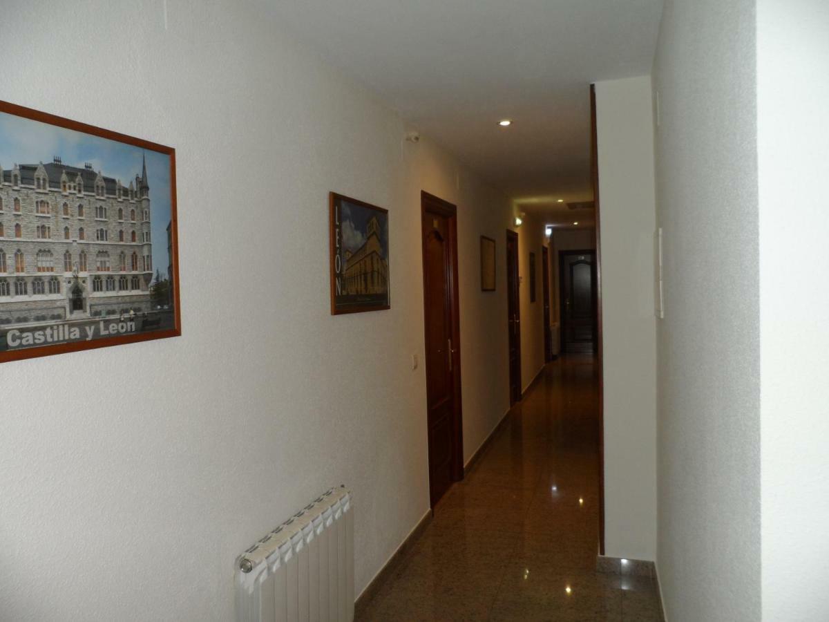 Hostal Coruna Astorga Eksteriør billede